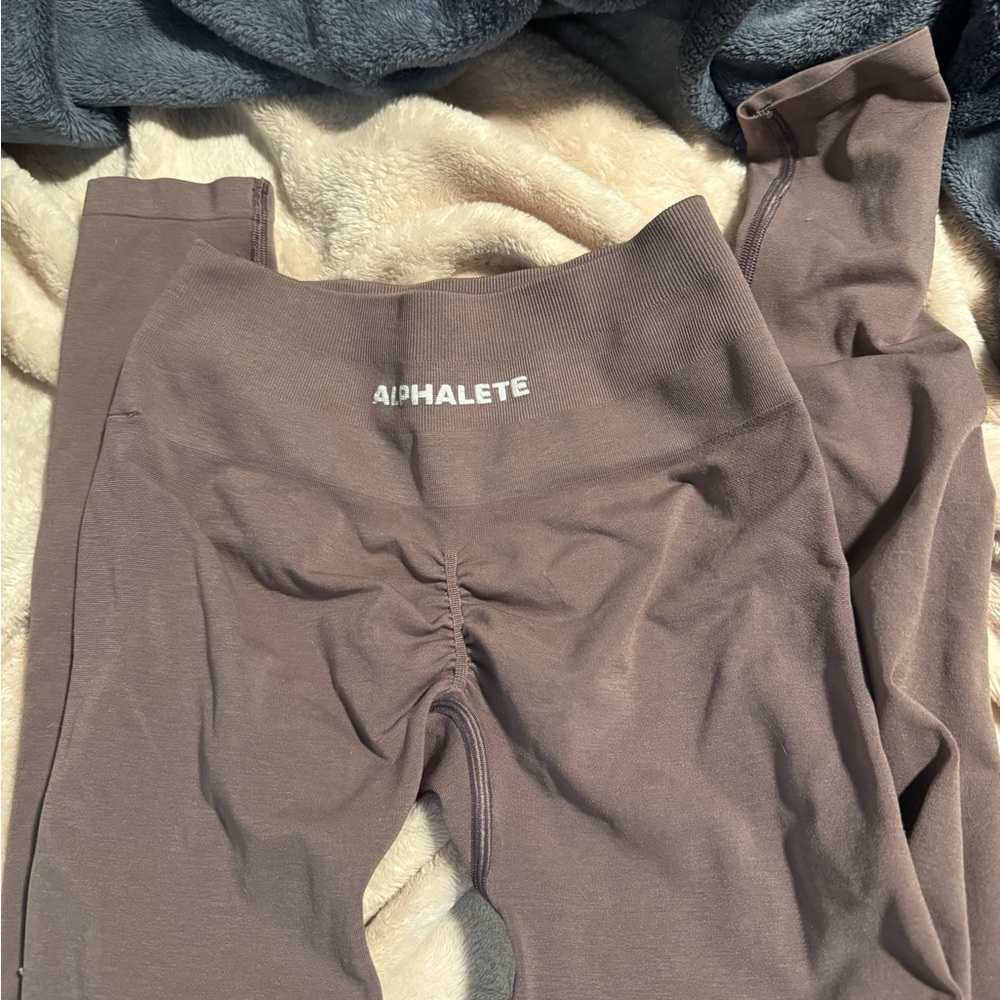 Alphalete amplify leggings purple dove
